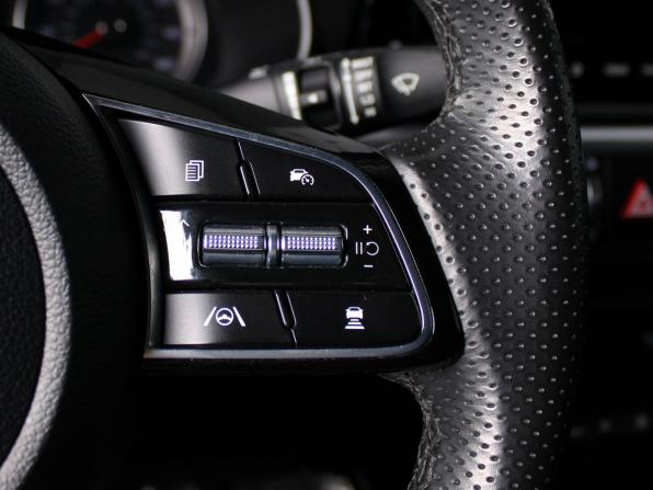 Kia Forte III Рестайлинг с пробегом 2022 года, цена 2 090 000 рублей, 49897 км, седан, Автокод Объявления