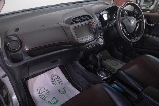 Honda Fit Shuttle I с пробегом 2011 года, цена 999 000 рублей, 138300 км, универсал, Автокод Объявления