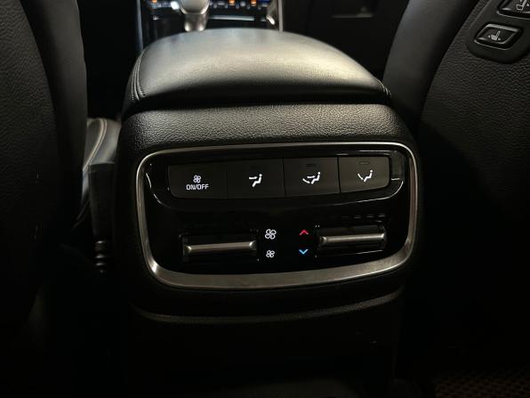 Kia Mohave I Рестайлинг 2 с пробегом 2021 года, цена 4 315 000 рублей, 144751 км, внедорожник, Автокод Объявления