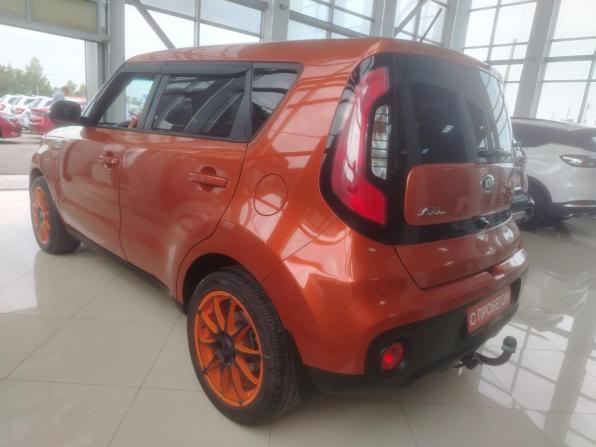 Kia Soul II Рестайлинг с пробегом 2017 года, цена 1 299 000 рублей, 174000 км, хэтчбек, Автокод Объявления