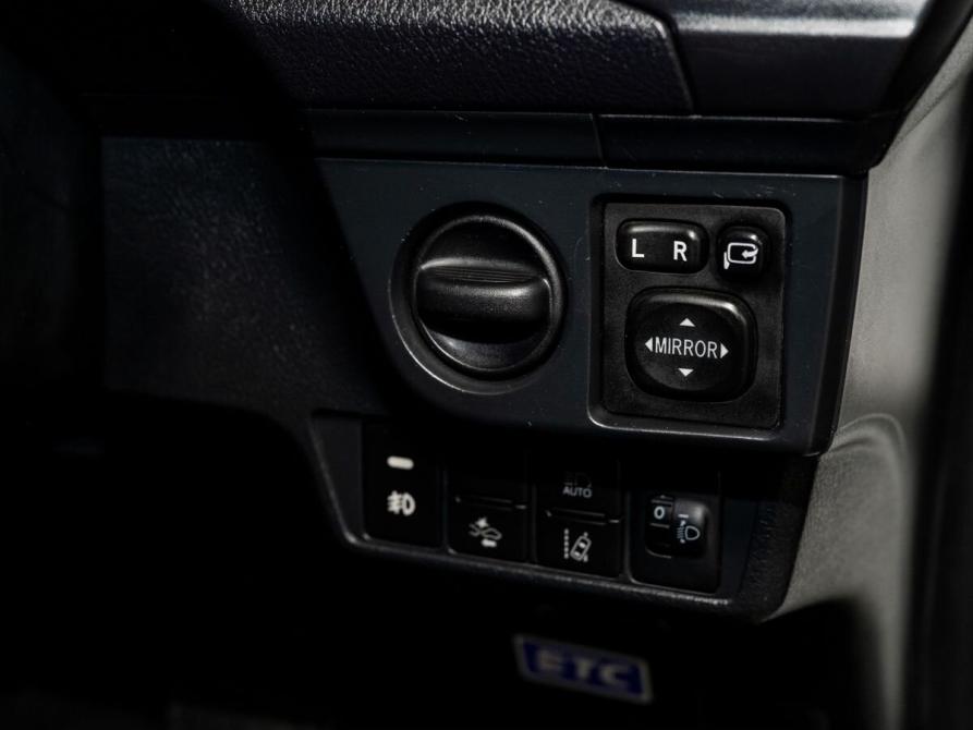 Toyota Corolla XI (E160 E170 E180) Рестайлинг 1 Чита  - изображение 14