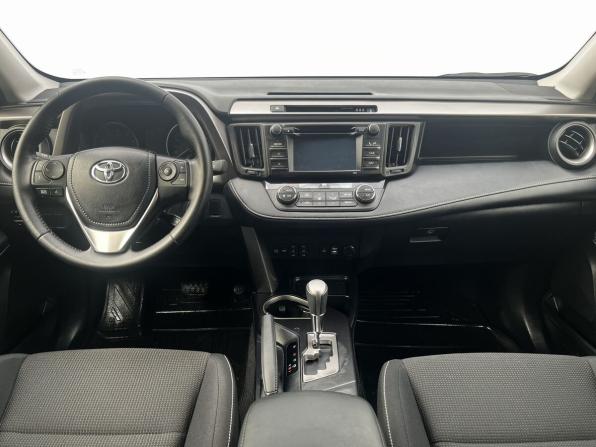 Toyota RAV4 IV (XA40) Рестайлинг с пробегом 2015 года, цена 2 400 000 рублей, 50838 км, внедорожник, Автокод Объявления