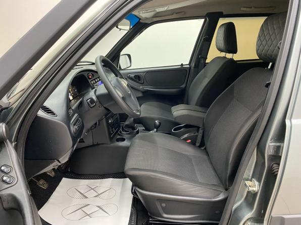 Chevrolet Niva I Рестайлинг с пробегом 2018 года, цена 719 000 рублей, 133071 км, внедорожник, Автокод Объявления