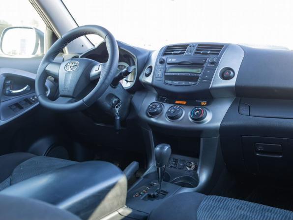 Toyota RAV4 III (XA30) Рестайлинг с пробегом 2011 года, цена 1 299 000 рублей, 234768 км, внедорожник, Автокод Объявления