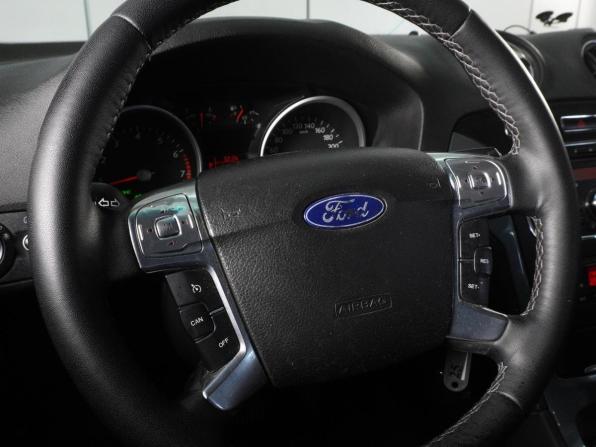 Ford Mondeo IV Рестайлинг с пробегом 2011 года, цена 900 000 рублей, 326653 км, седан, Автокод Объявления