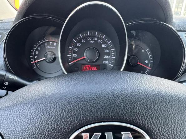Kia Rio III Рестайлинг с пробегом 2016 года, цена 989 245 рублей, 170734 км, седан, Автокод Объявления