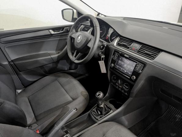 Skoda Rapid I Рестайлинг с пробегом 2019 года, цена 890 000 рублей, 152506 км, лифтбек, Автокод Объявления