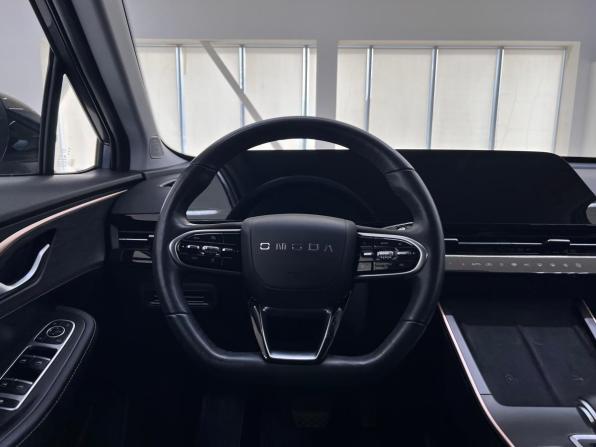 Omoda C5 I с пробегом 2023 года, цена 1 950 000 рублей, 17751 км, внедорожник, Автокод Объявления