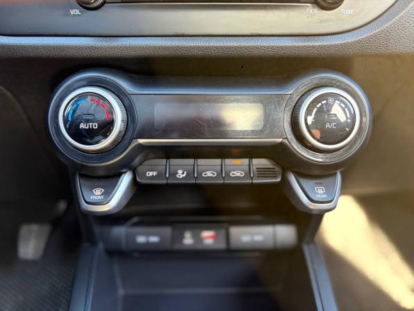 Kia Rio IV с пробегом 2019 года, цена 1 195 000 рублей, 116000 км, седан, Автокод Объявления