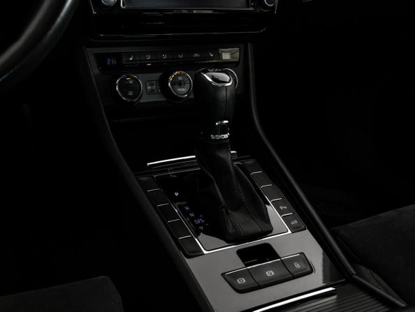Skoda Superb III с пробегом 2017 года, цена 2 199 000 рублей, 88858 км, лифтбек, Автокод Объявления