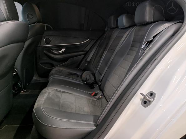 Mercedes-Benz E-Класс V (W213 S213 C238) Рестайлинг с пробегом 2021 года, цена 4 350 000 рублей, 70800 км, седан, Автокод Объявления
