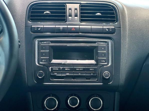 Volkswagen Polo V с пробегом 2012 года, цена 810 000 рублей, 234316 км, седан, Автокод Объявления