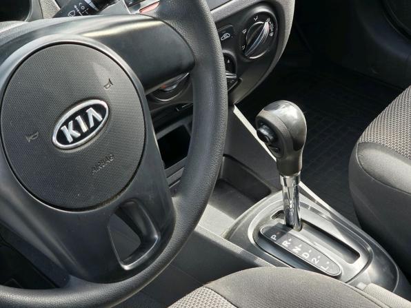 Kia Rio II Рестайлинг с пробегом 2011 года, цена 536 000 рублей, 258272 км, хэтчбек, Автокод Объявления