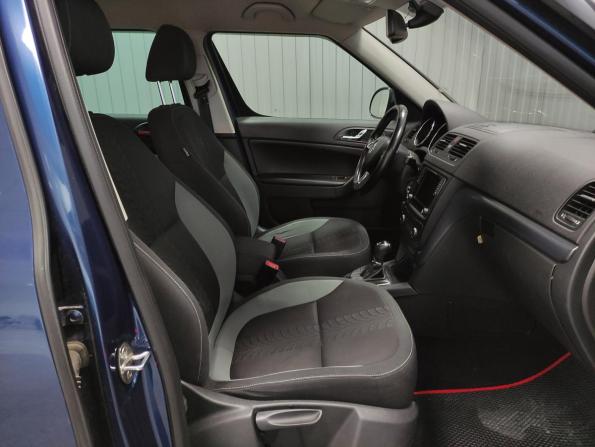 Skoda Yeti I Рестайлинг с пробегом 2015 года, цена 980 000 рублей, 204723 км, внедорожник, Автокод Объявления