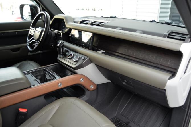 Land Rover Defender II с пробегом 2020 года, цена 6 190 000 рублей, 90370 км, внедорожник, Автокод Объявления