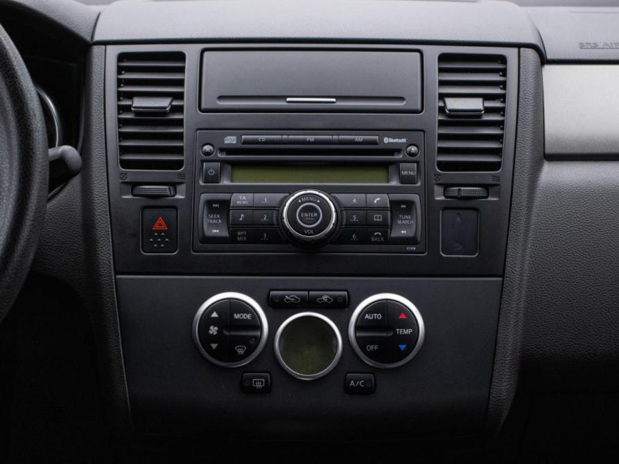 Nissan Tiida I Москва  - изображение 14