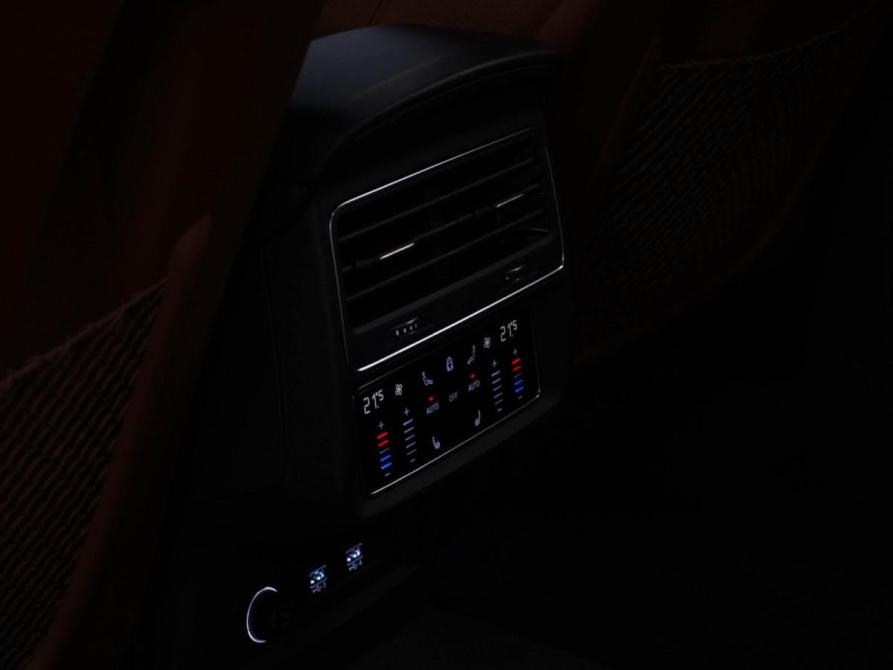 Audi Q8 I (4M) Москва  - изображение 12