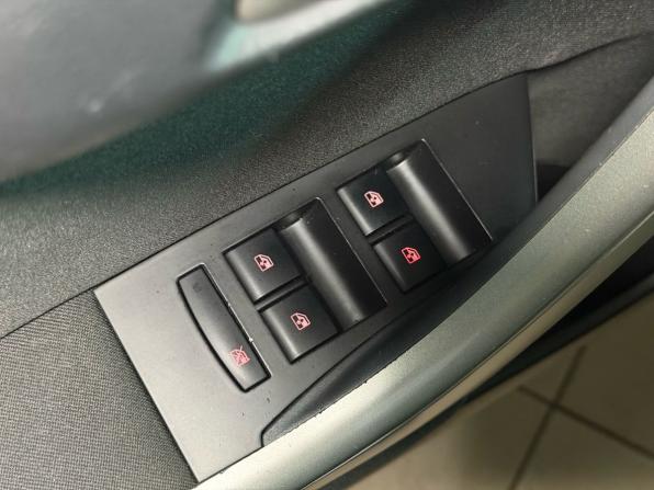 Opel Astra J с пробегом 2011 года, цена 675 000 рублей, 159171 км, хэтчбек, Автокод Объявления