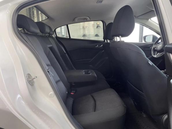 Mazda 3 III (BM) с пробегом 2014 года, цена 1 325 000 рублей, 64231 км, седан, Автокод Объявления