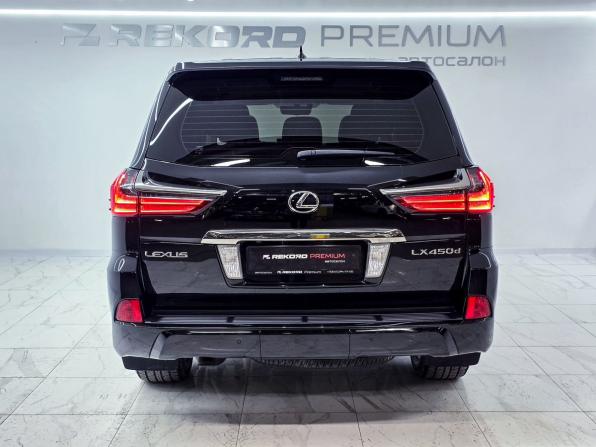 Lexus LX III Рестайлинг 2 с пробегом 2016 года, цена 7 300 000 рублей, 103696 км, внедорожник, Автокод Объявления