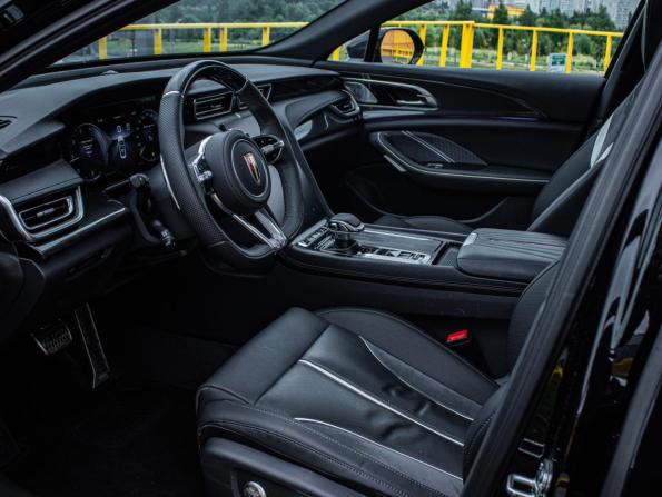 Hongqi H6 с пробегом 2025 года, цена 3 139 000 рублей, 18400 км, лифтбек, Автокод Объявления