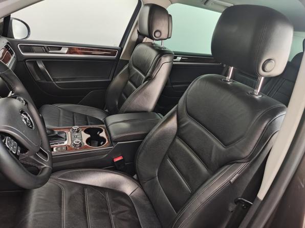 Volkswagen Touareg II с пробегом 2013 года, цена 2 395 000 рублей, 197924 км, внедорожник, Автокод Объявления