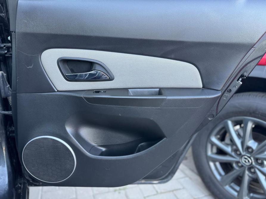 Chevrolet Cruze I Рестайлинг Ростов-на-Дону  - изображение 16