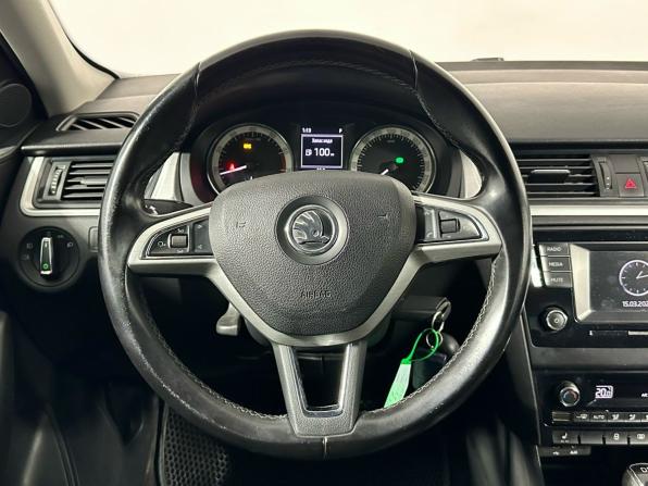 Skoda Rapid I с пробегом 2016 года, цена 1 090 000 рублей, 164001 км, лифтбек, Автокод Объявления
