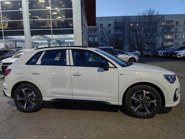 Audi Q3 II (F3) с пробегом 2026 года, цена 3 850 000 рублей, 10 км, внедорожник, Автокод Объявления