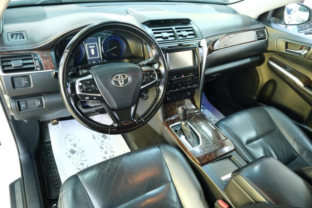 Toyota Camry VII (XV50) Рестайлинг Омск  - изображение 12