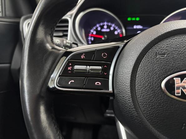 Kia Ceed III с пробегом 2018 года, цена 1 650 000 рублей, 81005 км, хэтчбек, Автокод Объявления