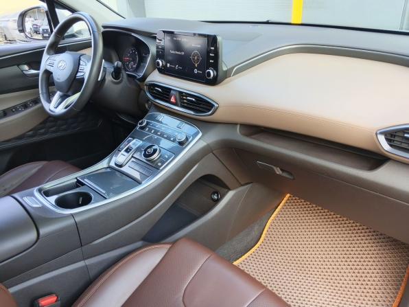 Hyundai Santa Fe IV Рестайлинг с пробегом 2022 года, цена 3 710 000 рублей, 58820 км, внедорожник, Автокод Объявления