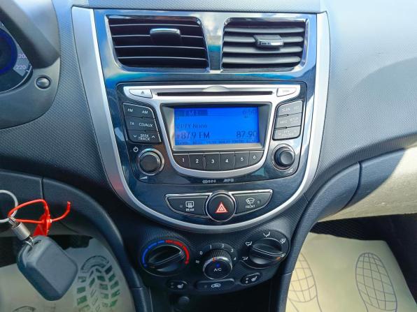 Hyundai Solaris I Рестайлинг с пробегом 2014 года, цена 799 995 рублей, 121333 км, хэтчбек, Автокод Объявления