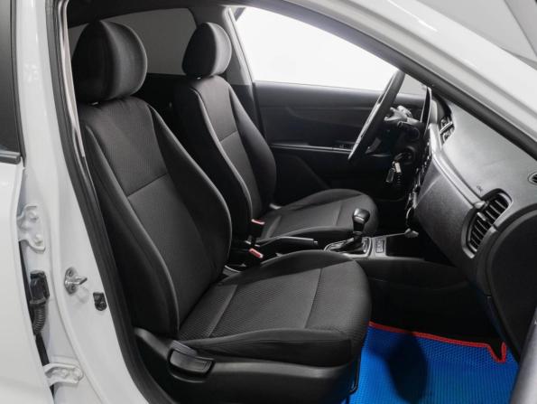 Kia Rio IV Рестайлинг с пробегом 2021 года, цена 1 299 000 рублей, 134460 км, седан, Автокод Объявления