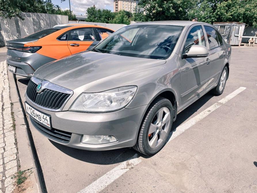 Skoda Octavia II (A5) Рестайлинг Москва  - изображение 2