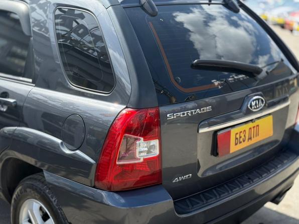 Kia Sportage II Рестайлинг с пробегом 2008 года, цена 939 000 рублей, 382392 км, внедорожник, Автокод Объявления