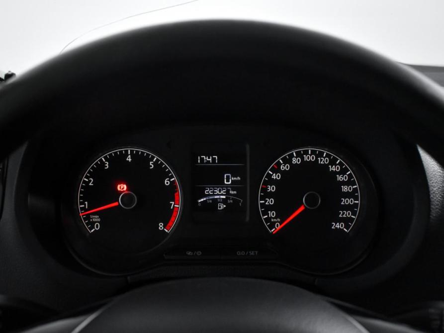 Volkswagen Polo V Рестайлинг Санкт-Петербург  - изображение 18