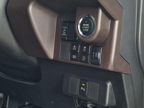 Subaru Justy V с пробегом 2019 года, цена 855 000 рублей, 84915 км, микровэн, Автокод Объявления