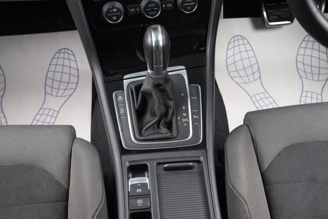 Volkswagen Golf VII с пробегом 2014 года, цена 1 469 000 рублей, 93911 км, универсал, Автокод Объявления