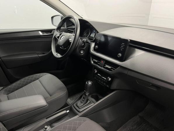 Skoda Rapid II с пробегом 2021 года, цена 1 845 000 рублей, 51572 км, лифтбек, Автокод Объявления