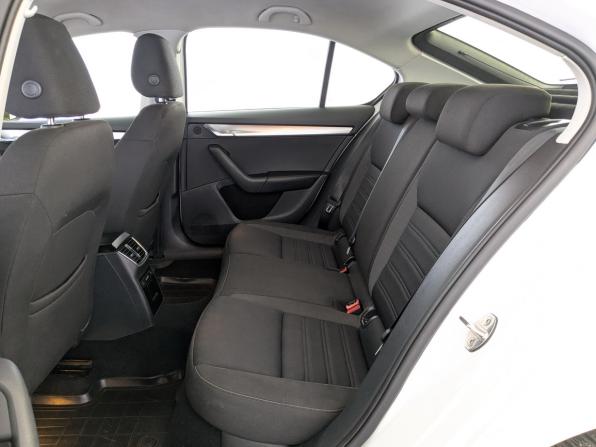 Skoda Octavia III (A7) Рестайлинг с пробегом 2020 года, цена 1 680 000 рублей, 133830 км, лифтбек, Автокод Объявления