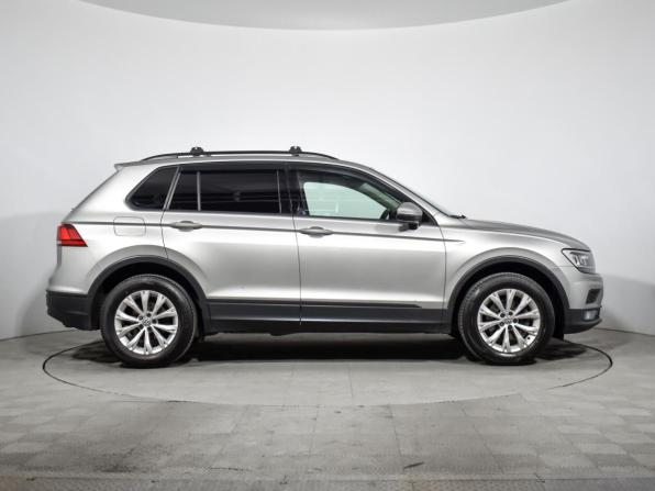 Volkswagen Tiguan II с пробегом 2019 года, цена 1 390 000 рублей, 212422 км, внедорожник, Автокод Объявления