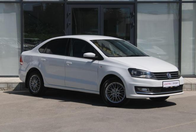 Volkswagen Polo V Рестайлинг с пробегом 2015 года, цена 890 000 рублей, 102151 км, седан, Автокод Объявления