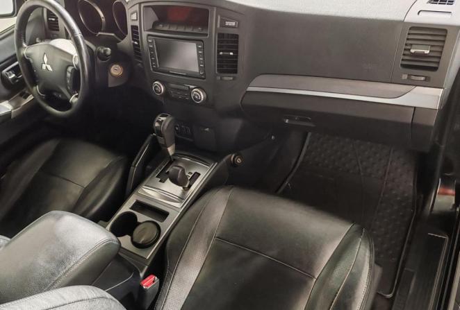 Mitsubishi Pajero IV Рестайлинг 1 с пробегом 2012 года, цена 1 950 000 рублей, 295126 км, внедорожник, Автокод Объявления