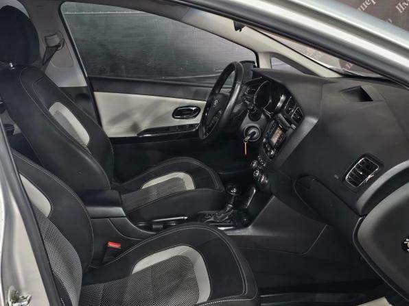 Kia Ceed II с пробегом 2014 года, цена 1 250 000 рублей, 138000 км, хэтчбек, Автокод Объявления