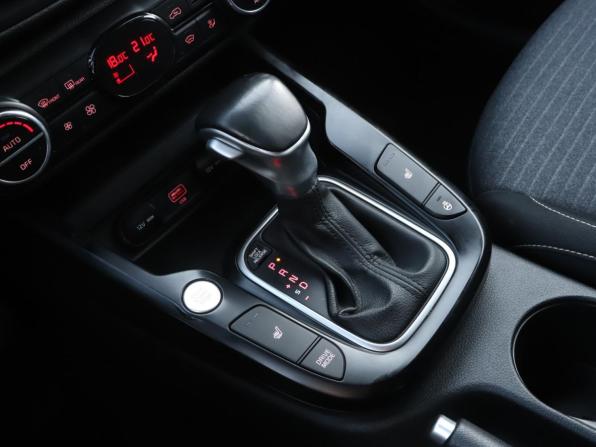 Kia Soul III с пробегом 2021 года, цена 2 090 000 рублей, 136500 км, хэтчбек, Автокод Объявления