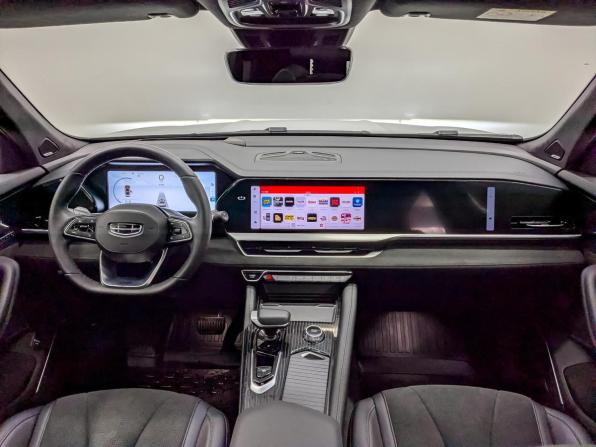 Geely Monjaro I с пробегом 2025 года, цена 3 890 000 рублей, 10643 км, внедорожник, Автокод Объявления