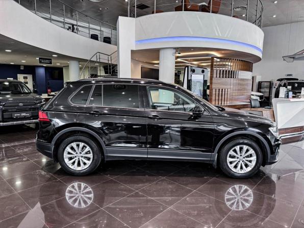 Volkswagen Tiguan II с пробегом 2017 года, цена 2 097 000 рублей, 92975 км, внедорожник, Автокод Объявления