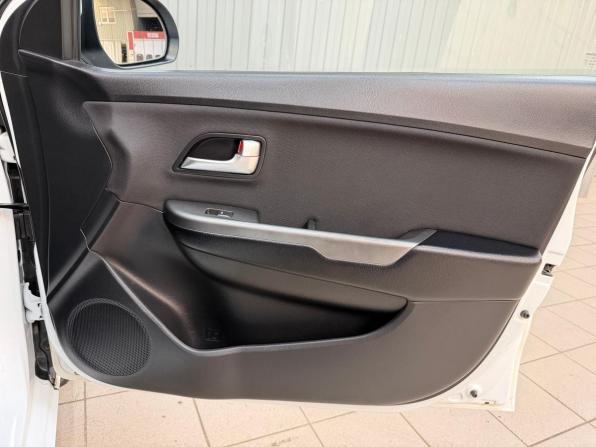 Kia Rio III с пробегом 2014 года, цена 868 000 рублей, 196097 км, седан, Автокод Объявления