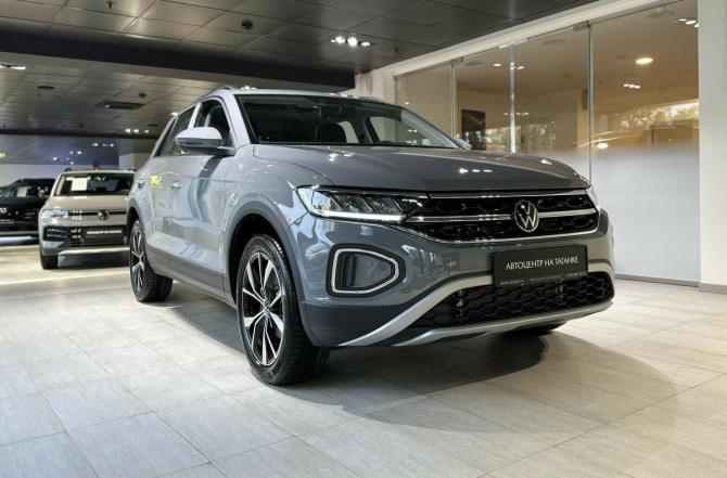 Volkswagen T-Roc I (China Market) Рестайлинг с пробегом 2026 года, цена 3 400 000 рублей, 19 км, внедорожник, Автокод Объявления